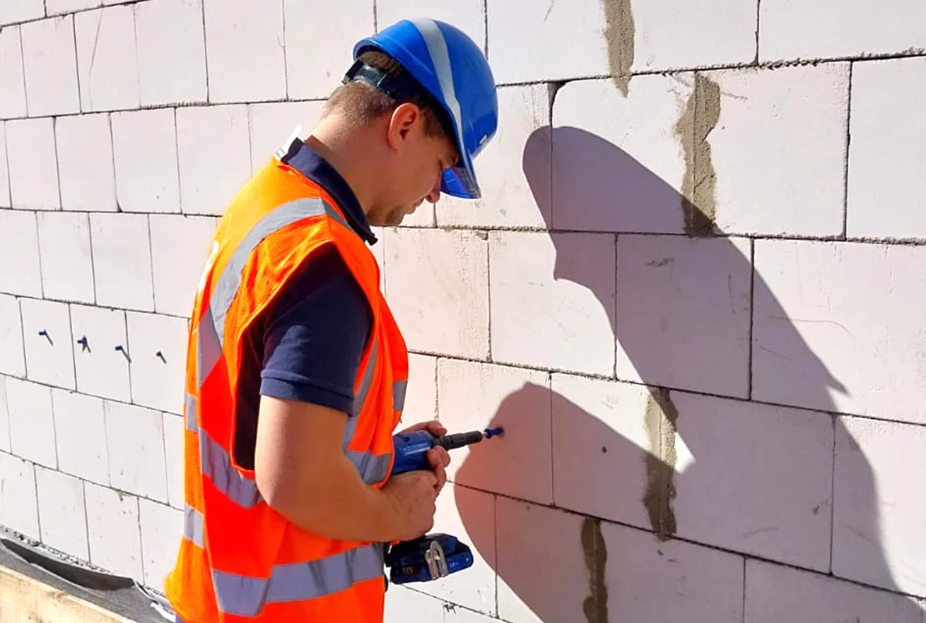 Rėmo tvirtinimo bandymas