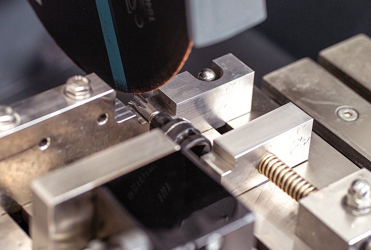 Metalografija: Atidaryta nauja laboratorija