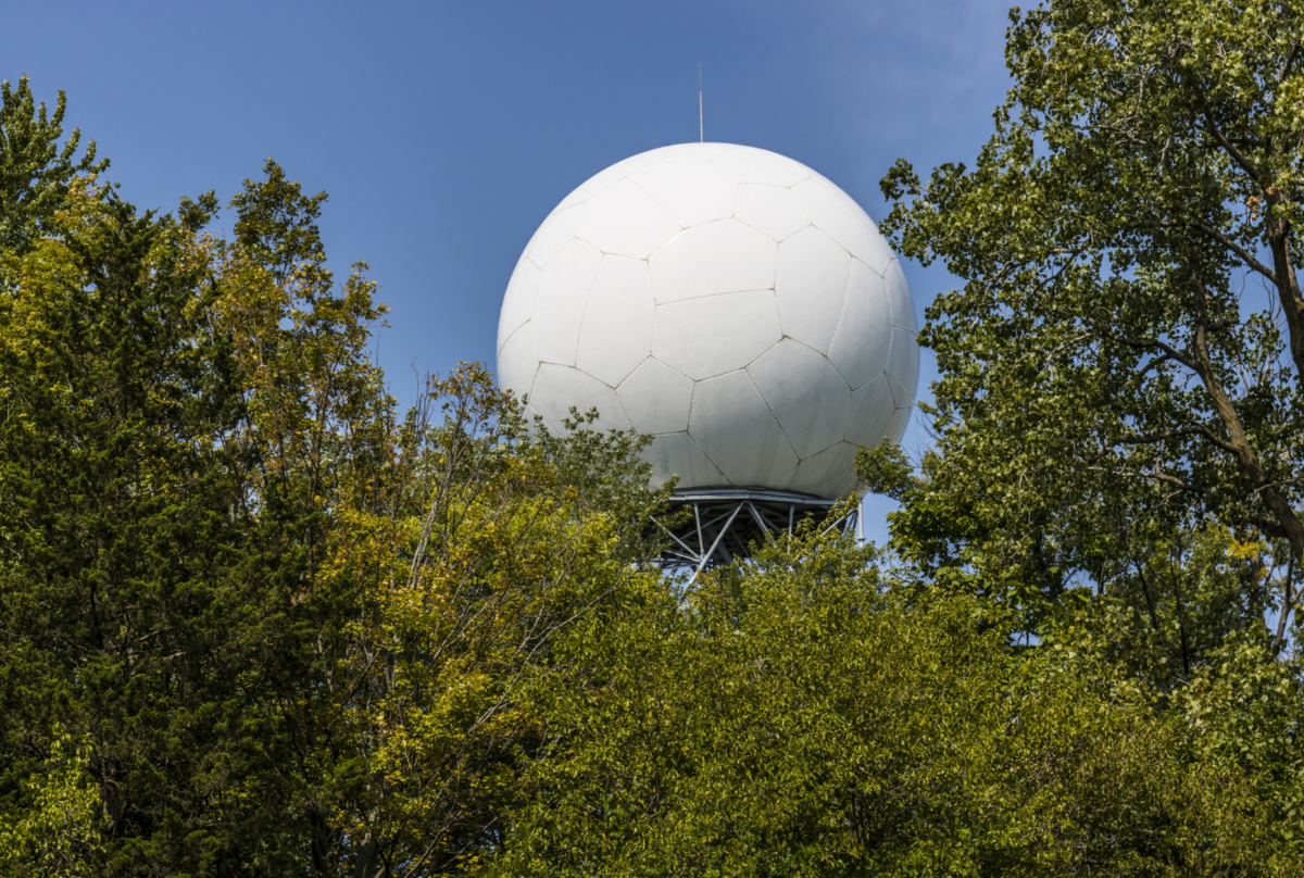 Meteorologinio radaro Brzuchaniaje modernizavimas su „Rawlplug“