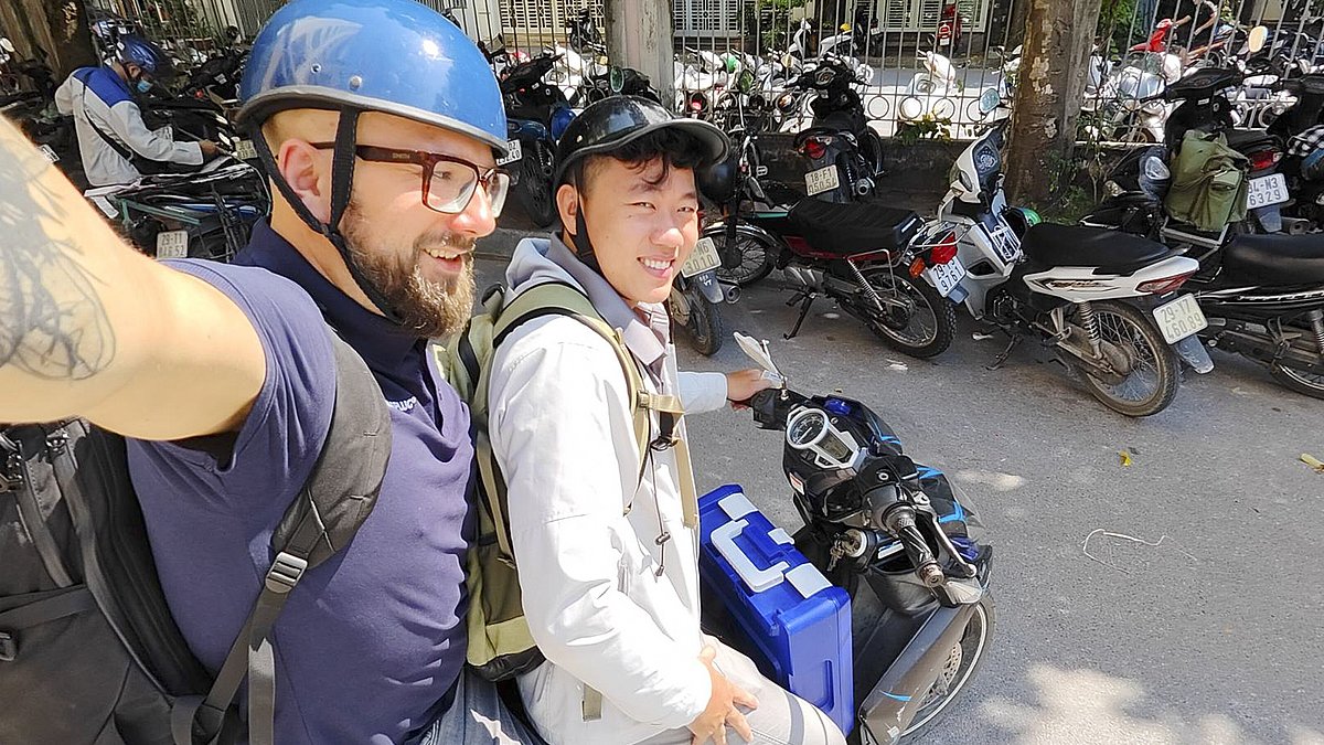 Sveiki, čia būstinė! Mes atvykstame: Rawlplug mokymai Tailande ir Vietname