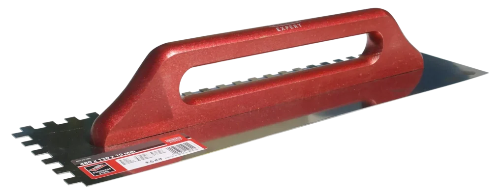 Nerūdijančio plieno mentele, dantukas 480 × 130 × 10 mm, medinė rankena – etiketė – 1 vnt.