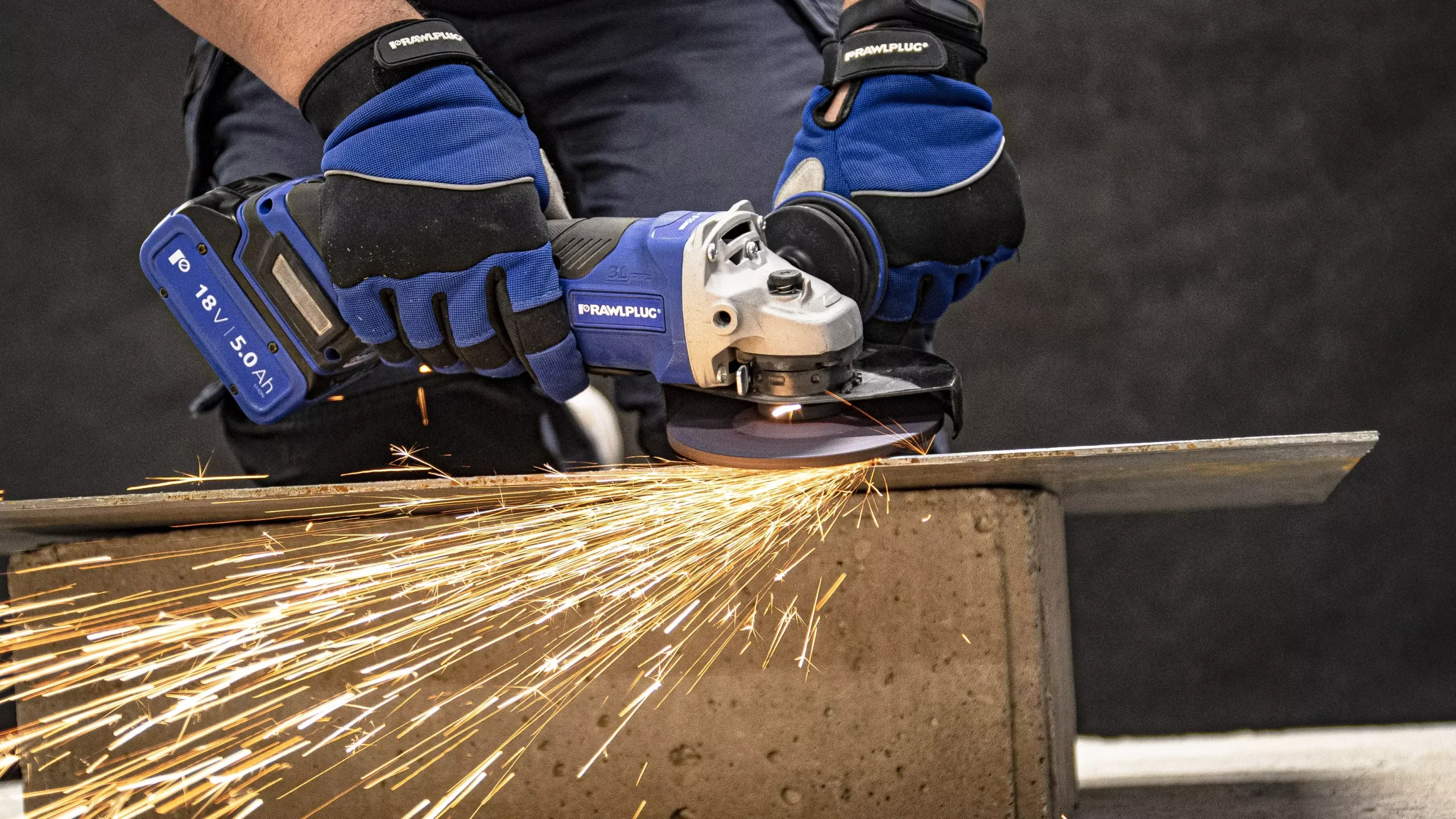 18 V RawlGRINDER 125 mm Kampinis šlifuoklis su mentiniu jungikliu ir greičio reguliavimu. Rinkinys su RawlCASE, be baterijų – plastikinis lagaminėlis – 1 vnt. - Image 3