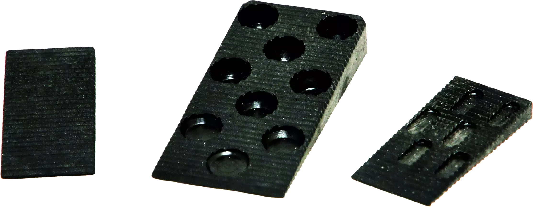 Montavimo pleištų rinkinys iš 8 × 30 × 70 mm plastiko – plastikinis maišelis – 50 vnt.